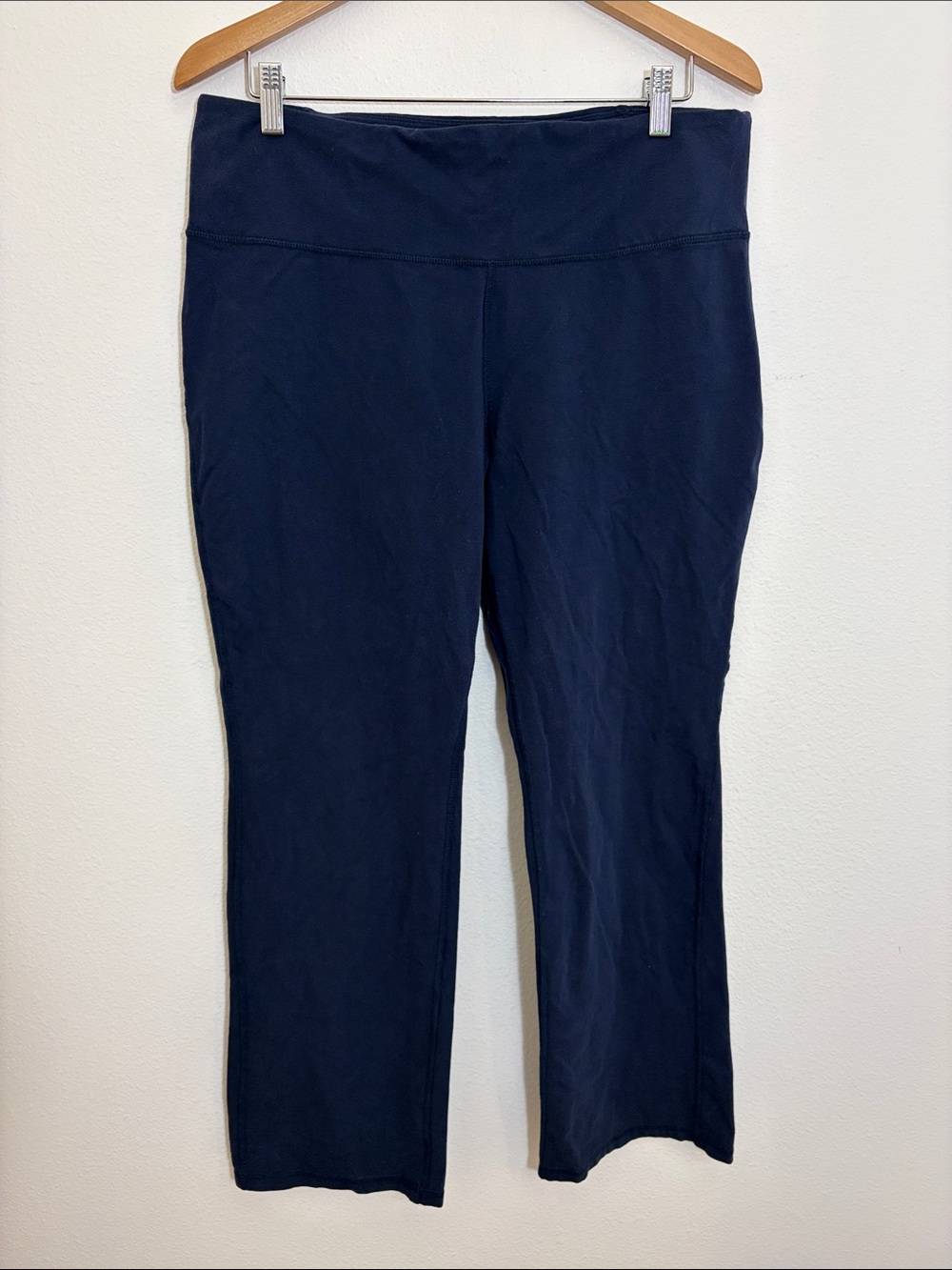 Xersion Navy Quick-Dri Bootcut Activewear Yoga Pants